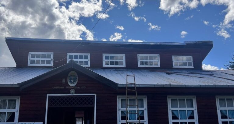 Provincia intervino rápidamente ante desperfecto ocurrido en una escuela de Epuyén