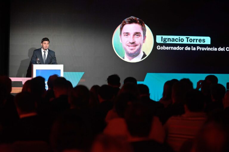 Torres encabezó el evento “Energía Chubut 2050 – Tierra de Futuro” y aseguró que “hoy el mundo demanda lo que nuestra provincia tiene”
