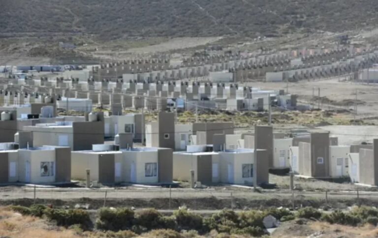 Estafa del IPV en Comodoro: hay más de 600 damnificados y la Justicia descarta que Fita devuelva el dinero