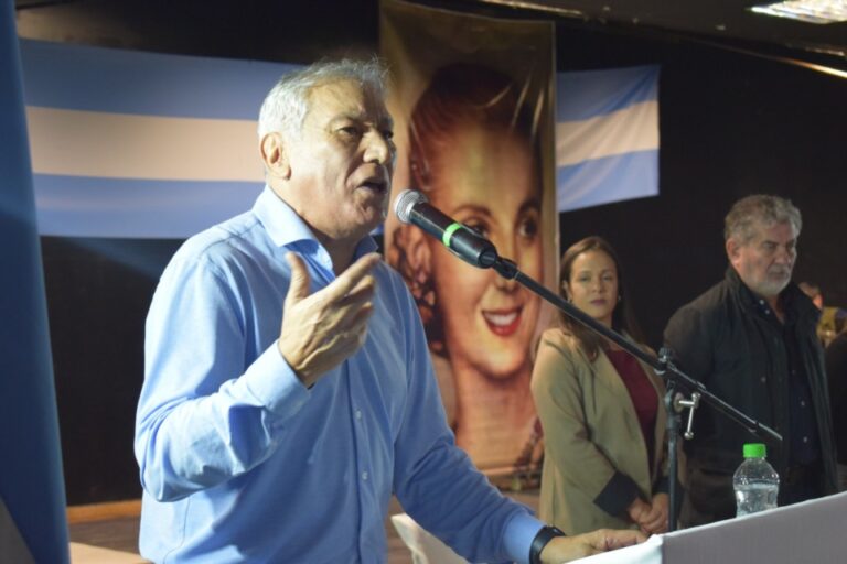 “Sorprende que el candidato de un frente de 6 partidos saque 2 mil votos en su ciudad”