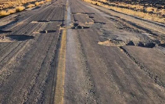 Finde largo con terror sobre la Ruta 40: pozos, riesgo y abandono