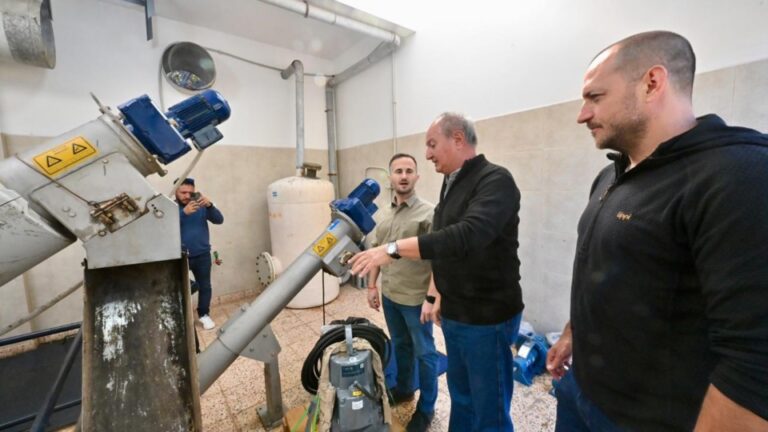 Fortalecen los servicios públicos de Puerto Pirámides, Lago Puelo y El Hoyo